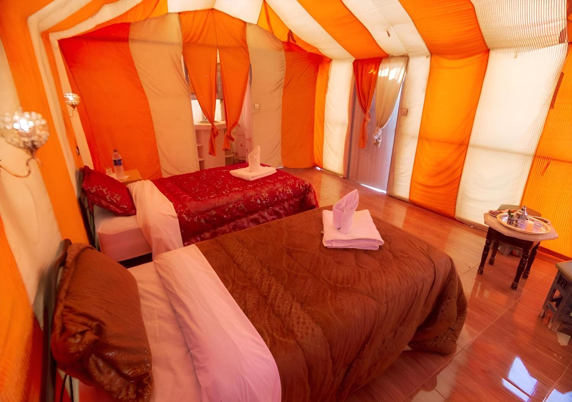 Merzouga Lovely Luxury Camp Eksteriør billede