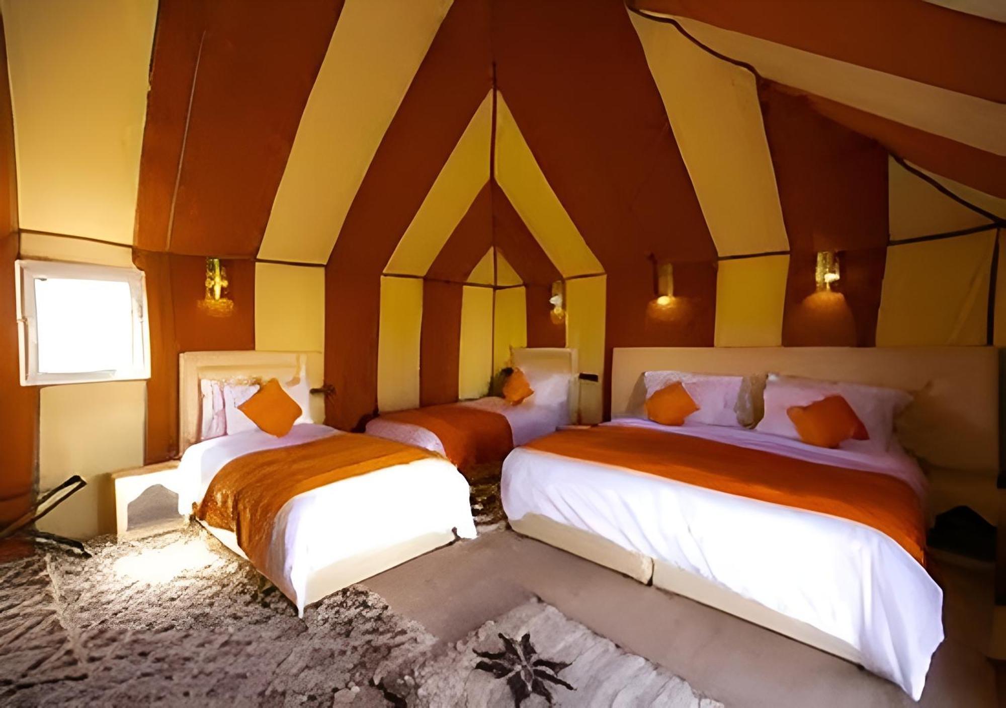 Merzouga Lovely Luxury Camp Eksteriør billede